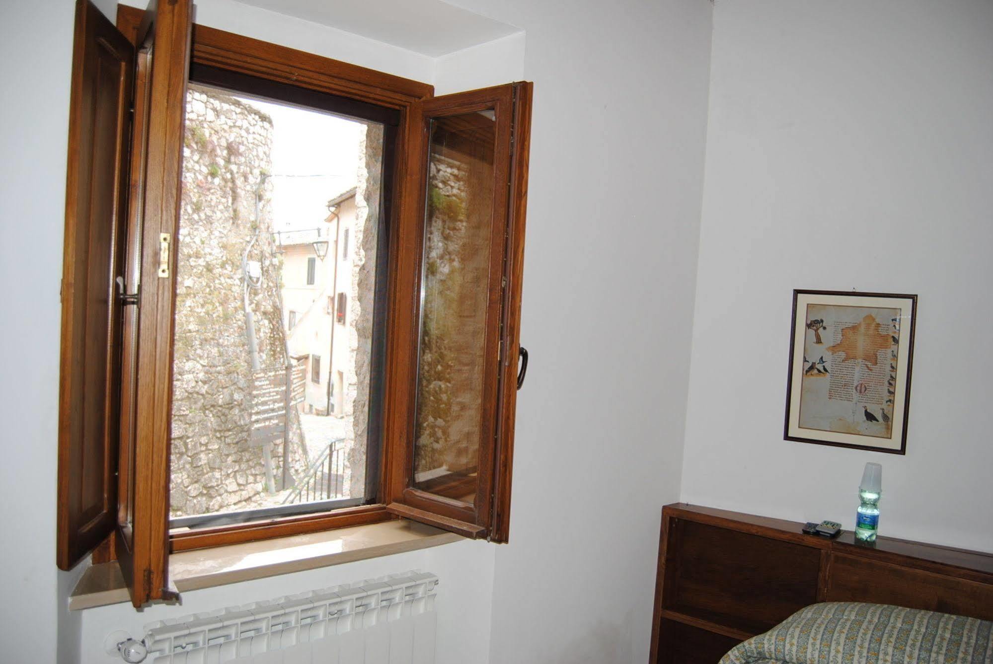 Locanda Il Falco Nero Fumone Экстерьер фото